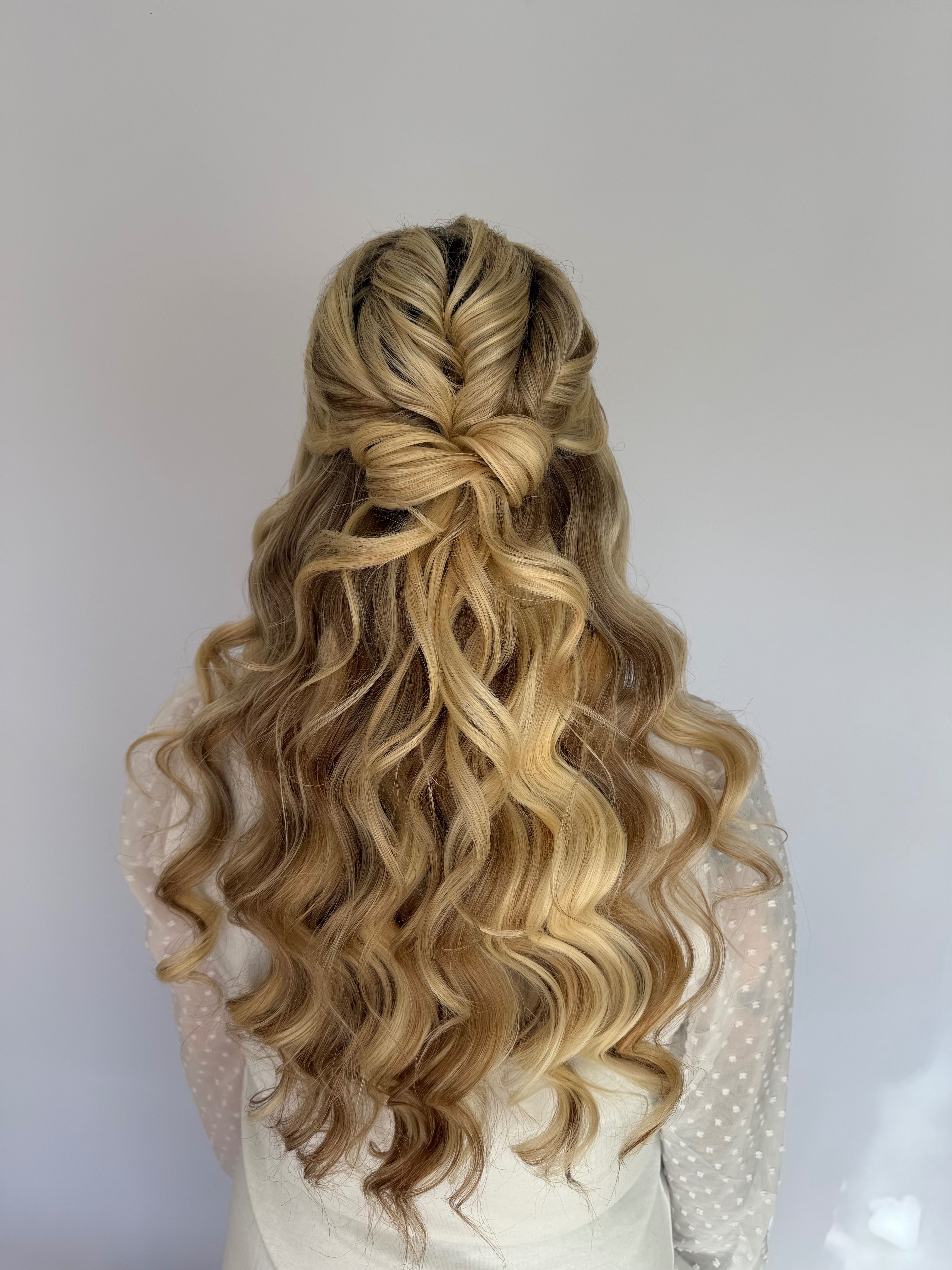 @identitysalonsuitevt