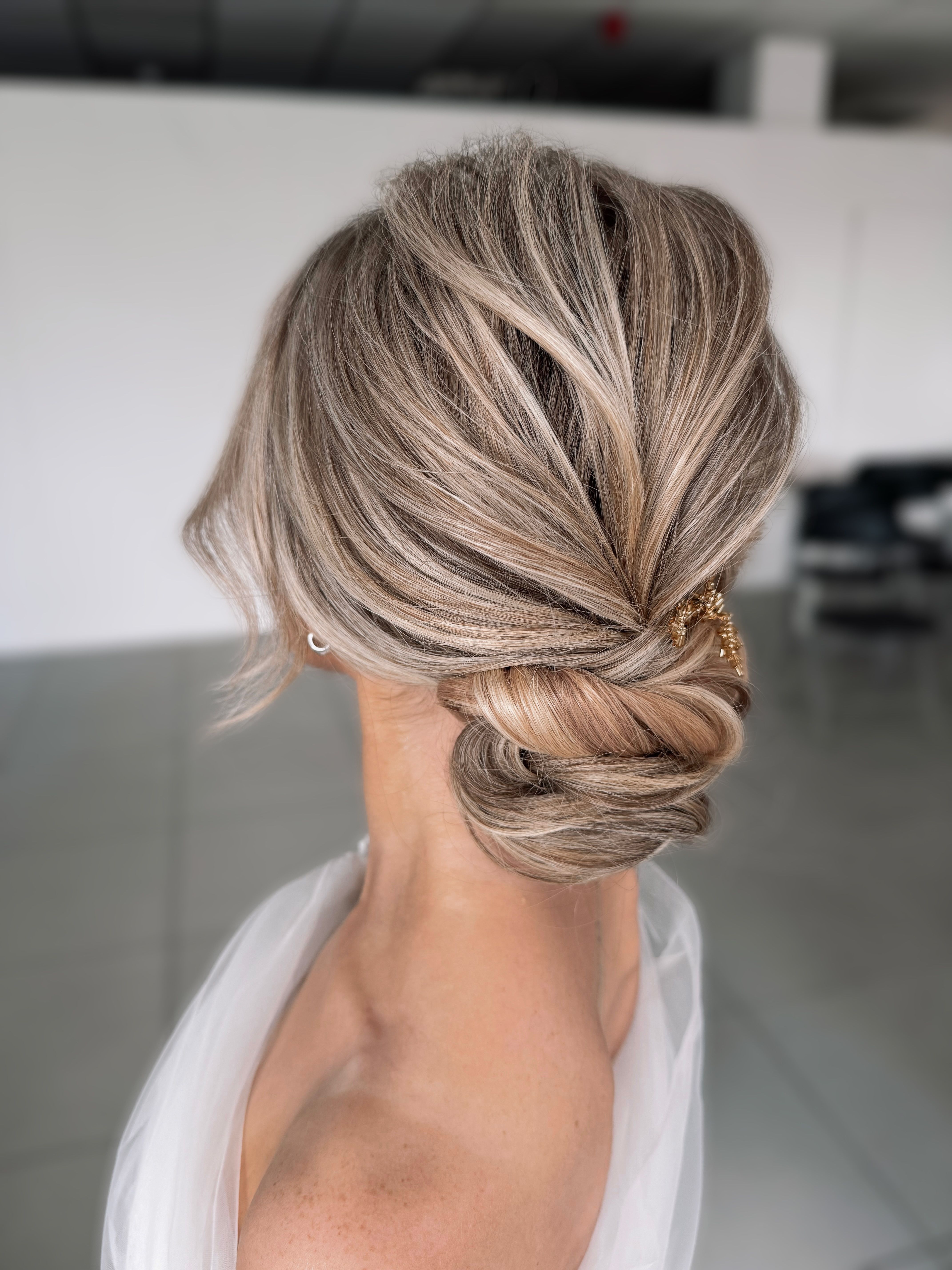 @niamhleehair